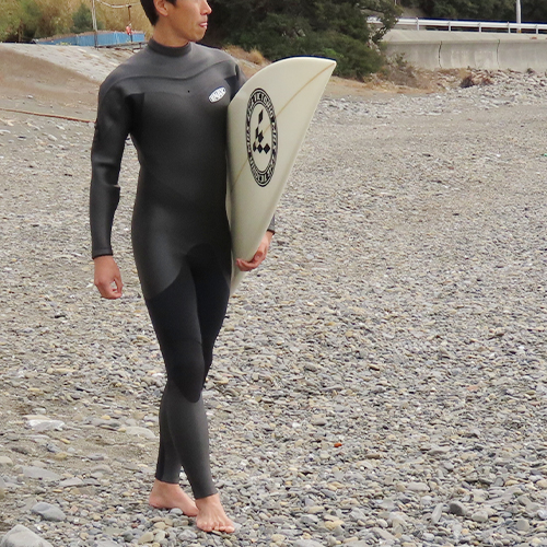 オールブラックWAVY-black